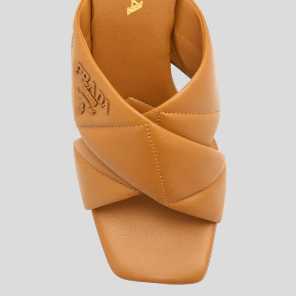 🆕 👡 Prada Quilted Lambskin Crisscross Slide Sandals Color: Caramello Size: 38 - Picture 3 of 6